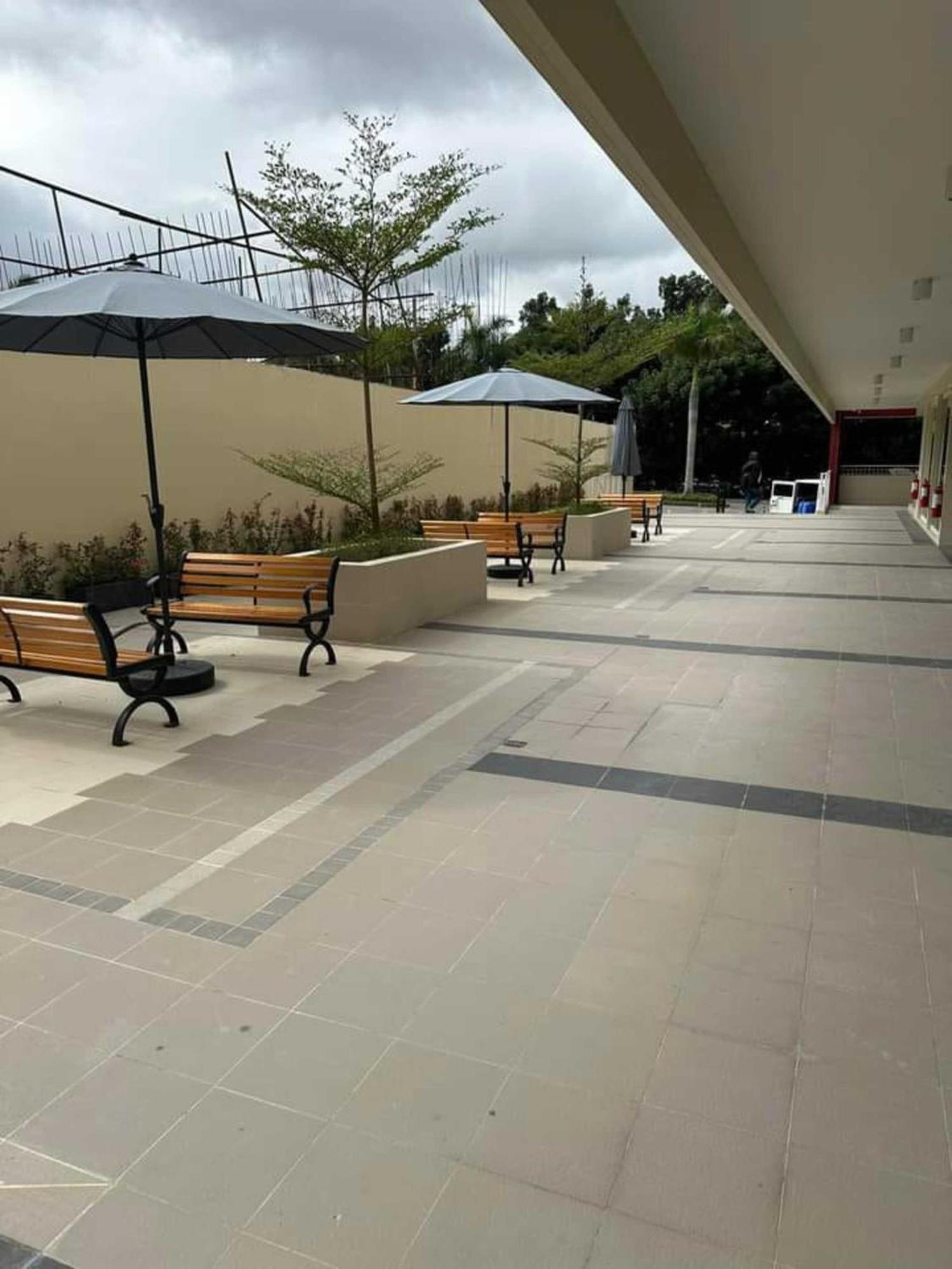 Fullerton Suites Puting Kahoy 外观 照片