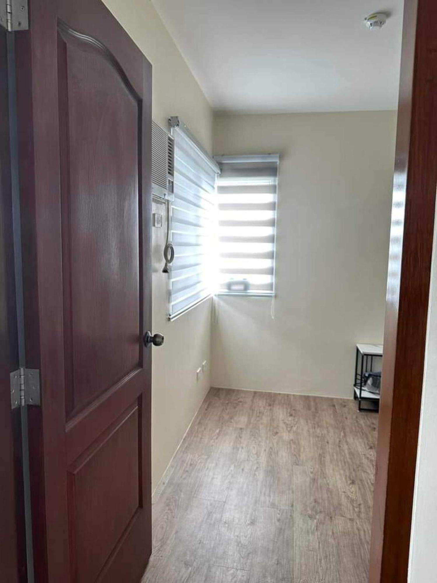 Fullerton Suites Puting Kahoy 外观 照片